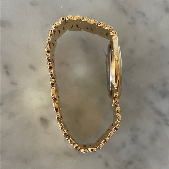 GIVENCHY Vintage 90's Quartz Gold Bracelet Black Dial Women's Watch - Picture 12 of 17